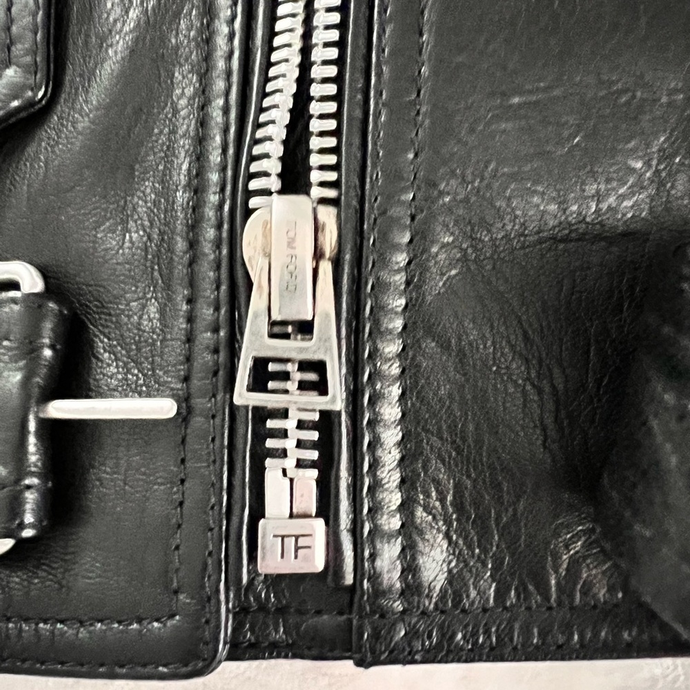 TOM FORD Glossy Plongé Leather Biker Jacket - Picture 9 of 9